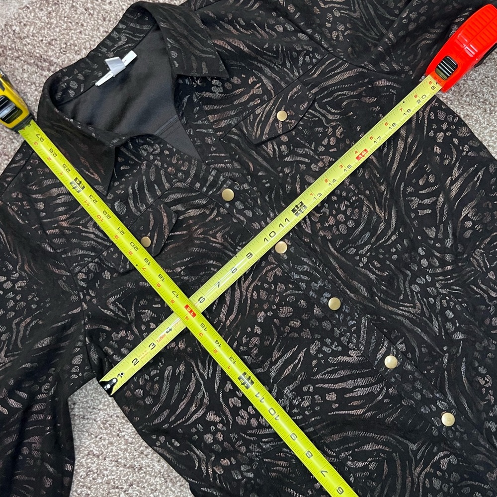 π΅ JM Collection Leopard print(metallic) black top jacket snap comfy shacket L - Picture 16 of 16